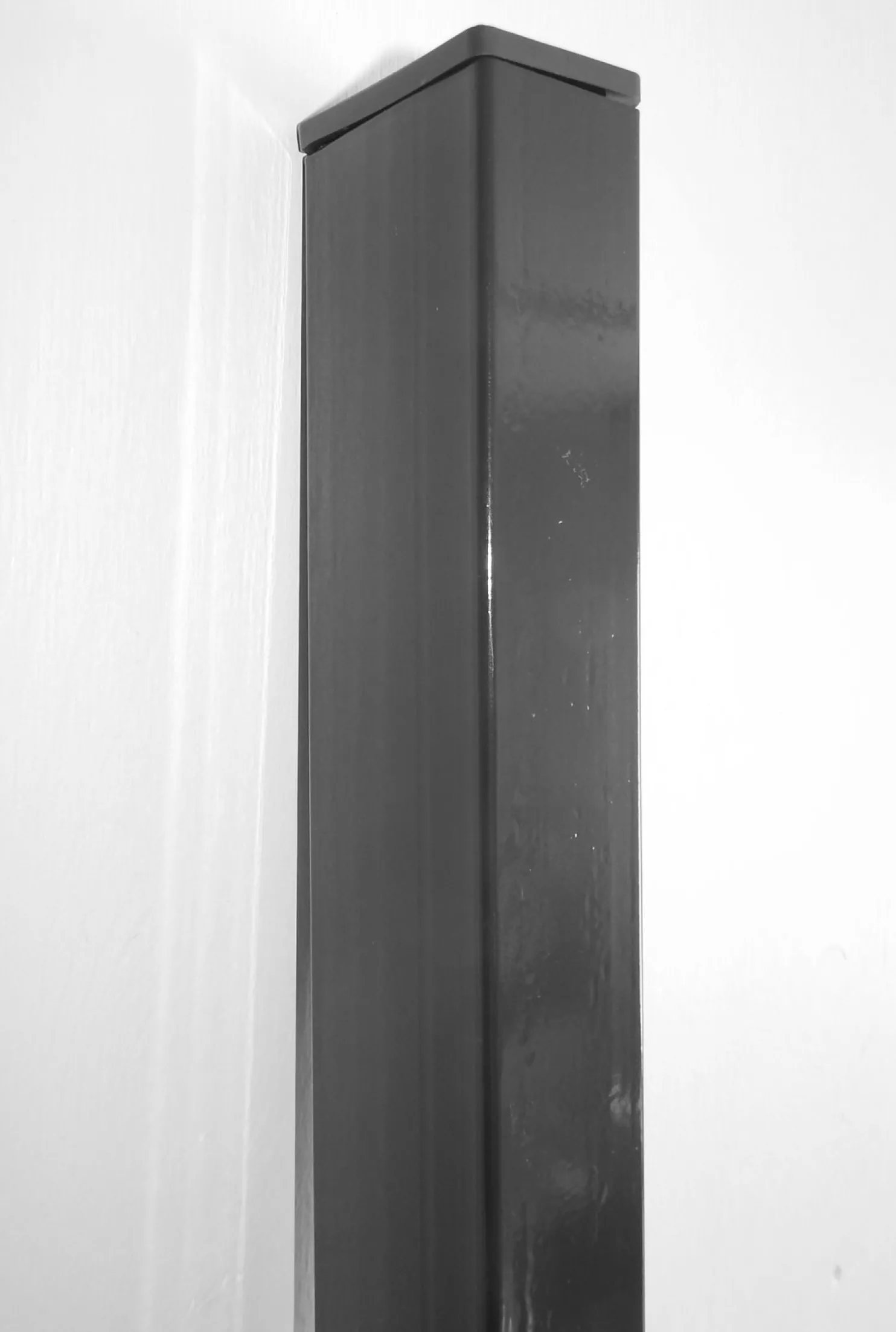 AB Polar nelikulmainen aitatolppa harmaa 40x60mm korkeus 250cm