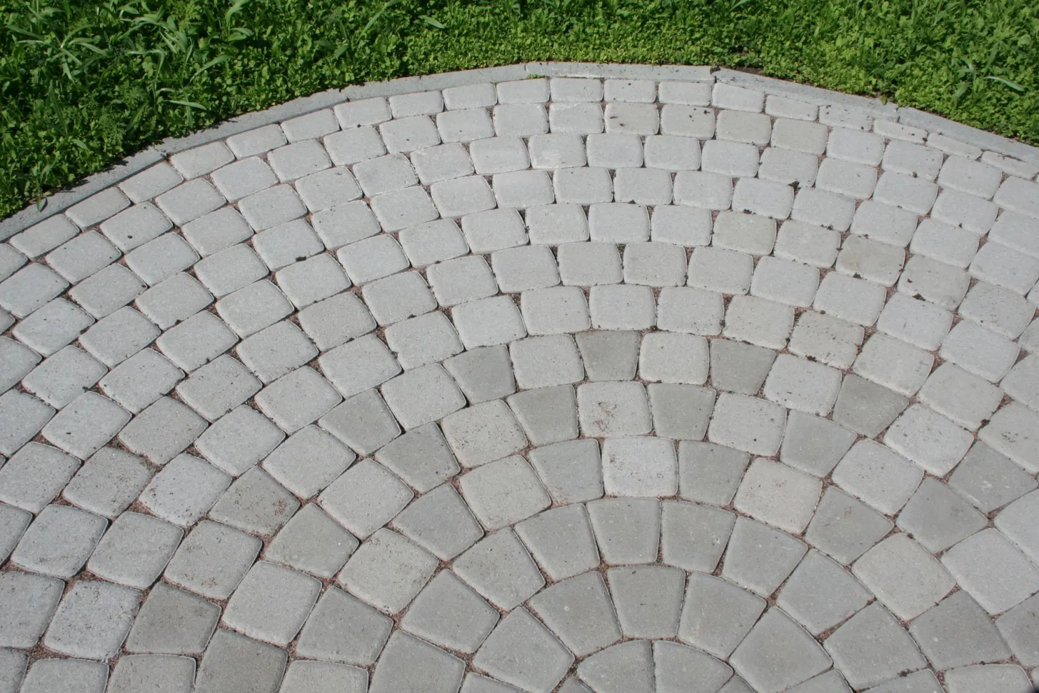 Perinnekivi 115x115x80 mm harmaa