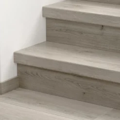 Vinyyliporrassuoja Pergo Medium Plank, 2kpl