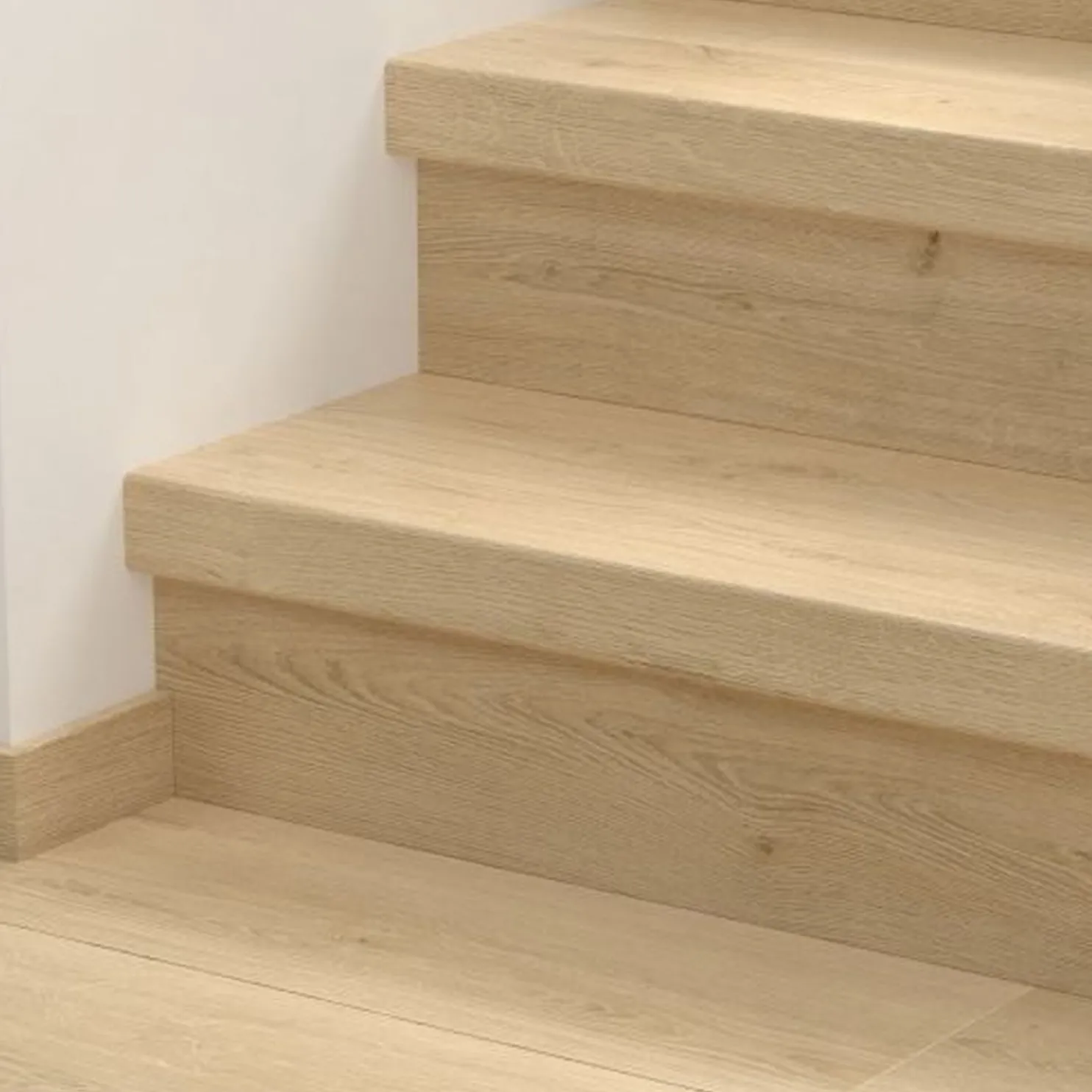 Vinyyliporrassuoja Pergo Medium Plank, 2kpl