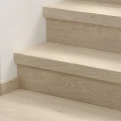 Vinyyliporrassuoja Pergo Medium Plank, 2kpl